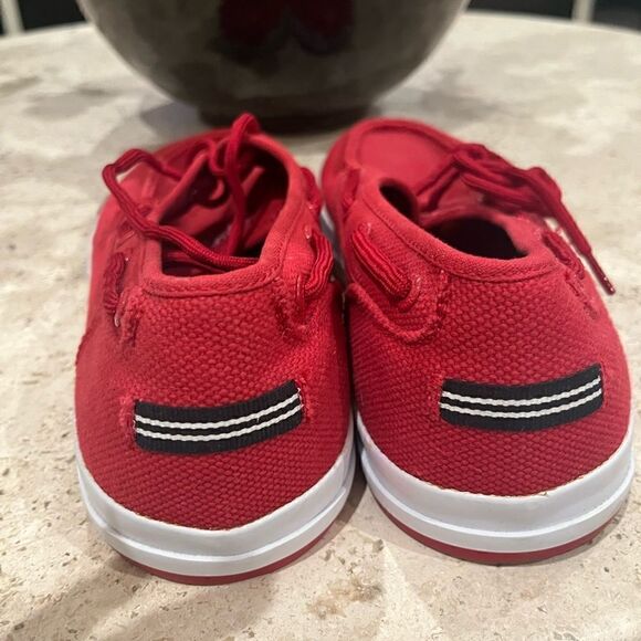 New Mens Nautica red casual boat shoes size 9.5 - Picture 6 of 7